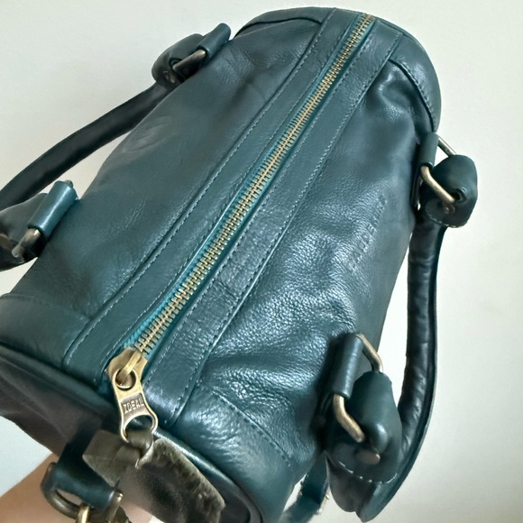 Wanderers San Montano Crossbody Teal Handbag - Picture 5 of 11